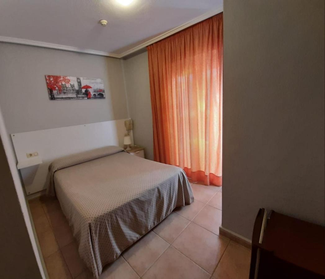Hotel Central 또레비에하 외부 사진