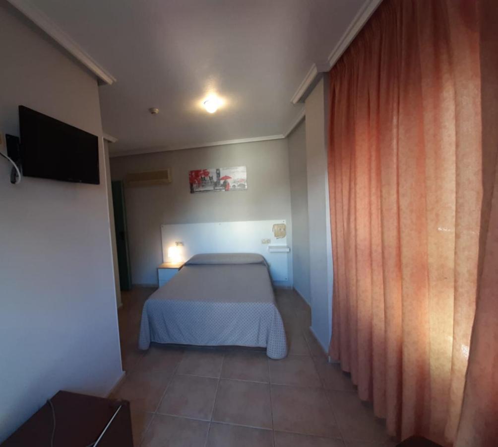 Hotel Central 또레비에하 외부 사진