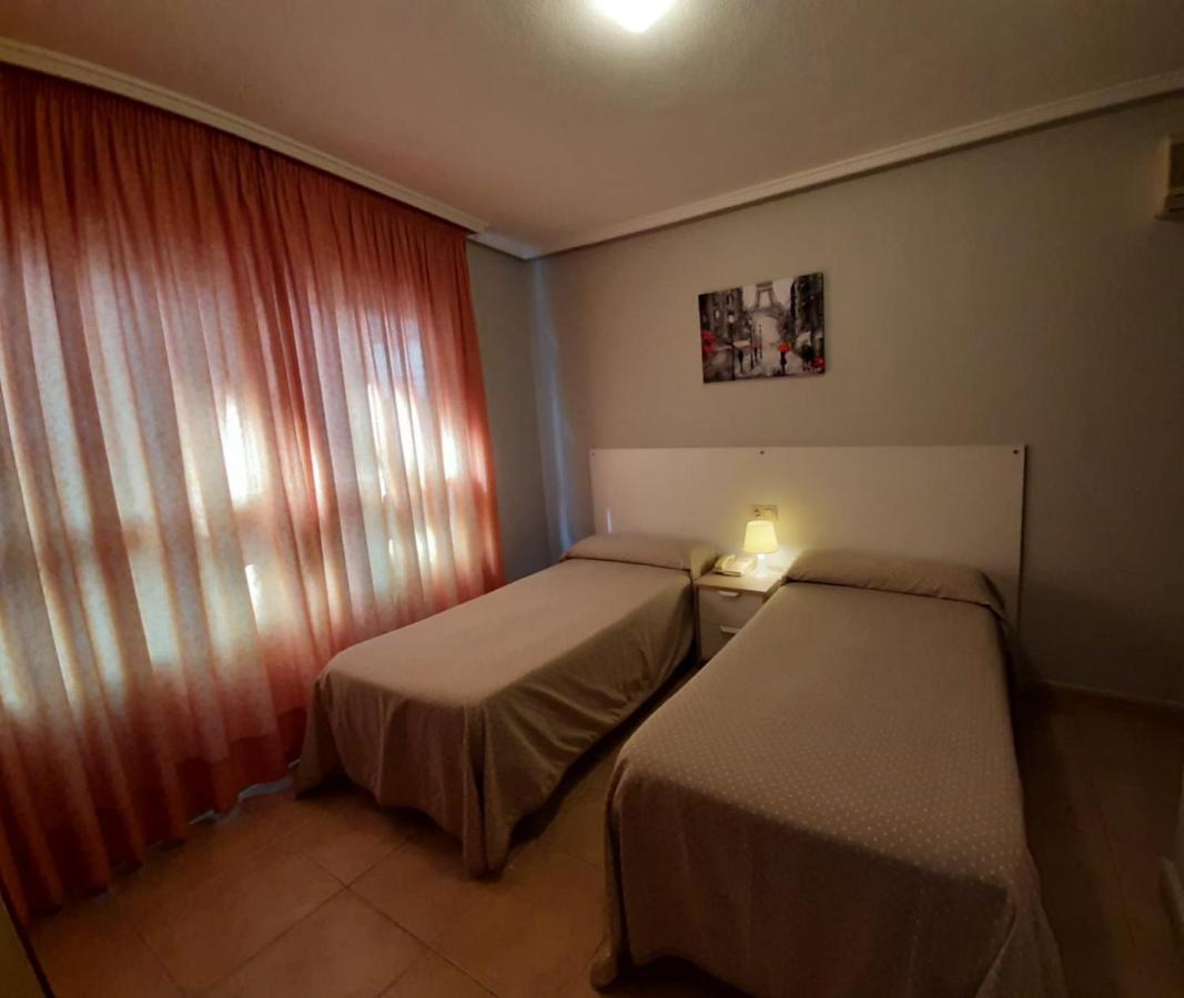 Hotel Central 또레비에하 외부 사진